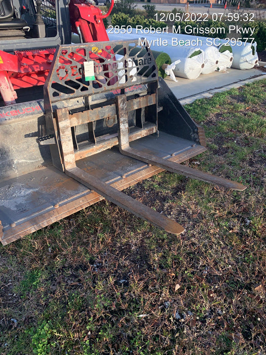 2021 PALADIN 48" Pallet Forks - Paladin