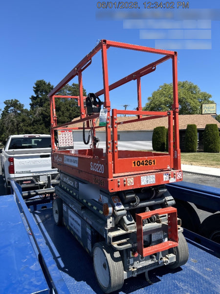 2020 Skyjack SJIII-3220 Solid NM Tires, Half height spring hinged entry gate, Dual Beacons, 6' Powered Extension Deck