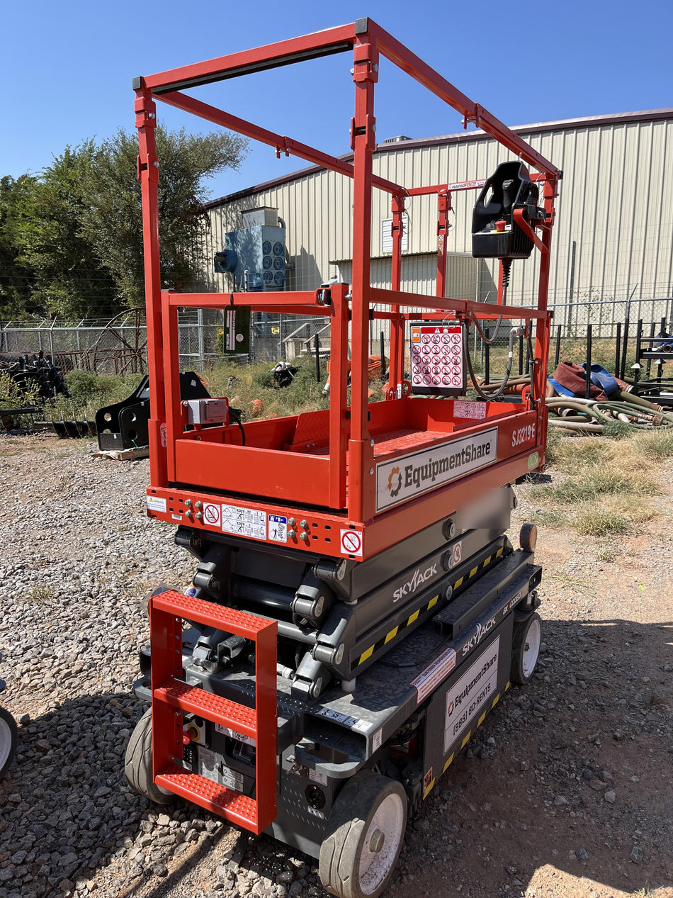 2023 SKYJACK SJ3219