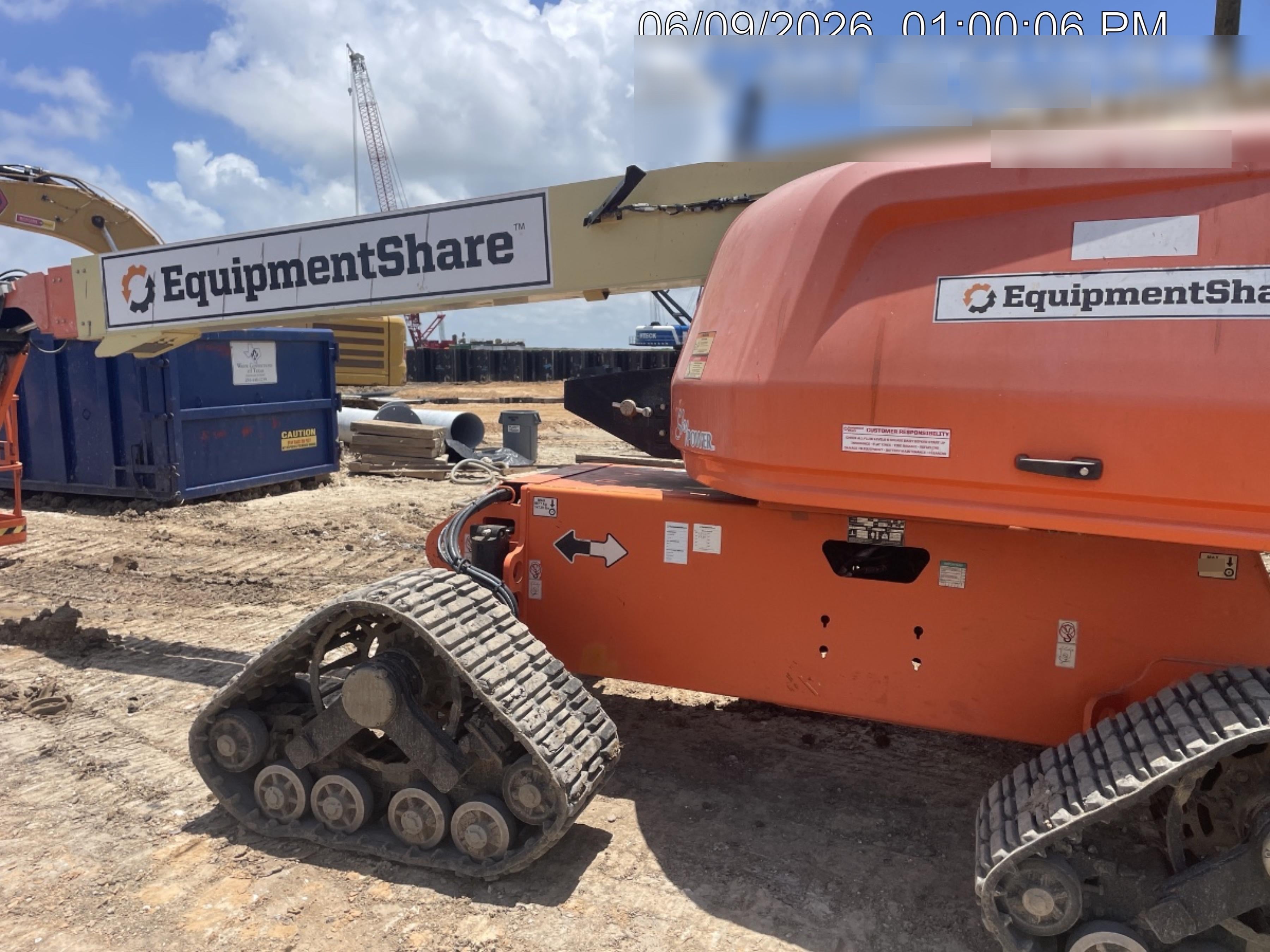 2021 JLG 660SJ Quad Track