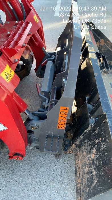 2021 PALADIN 48" Pallet Forks - Paladin