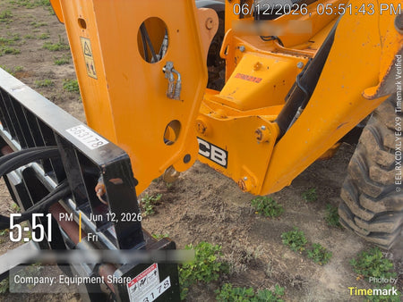 2025 JCB 400/F7377