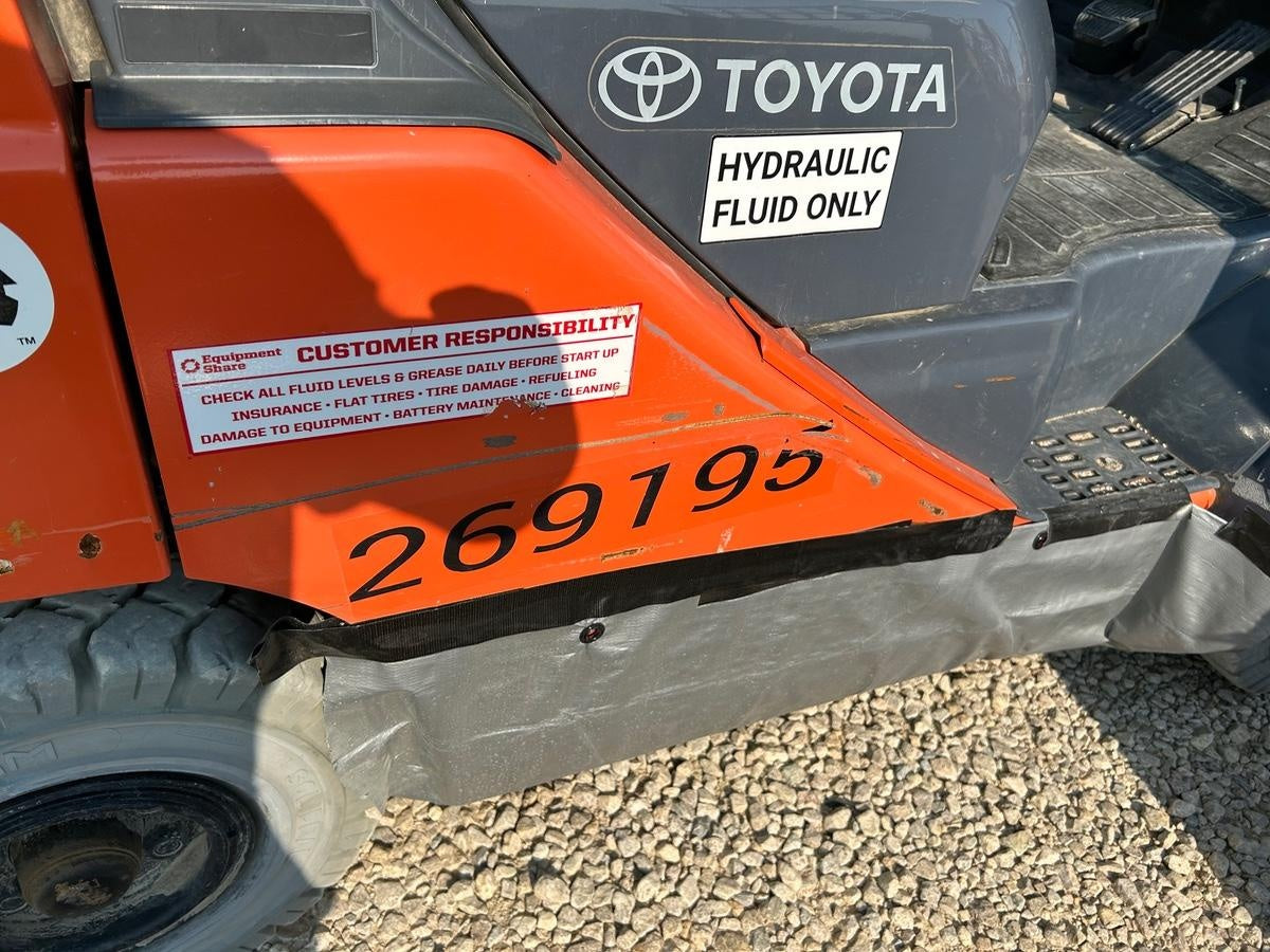 2022 TOYOTA 50-8FGU25