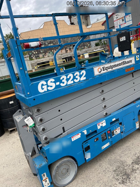 2022 GENIE GS-3232