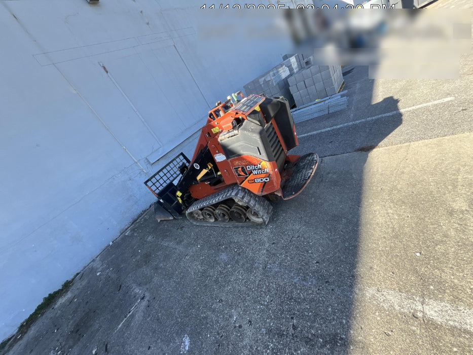 2020 DITCH WITCH SK800A