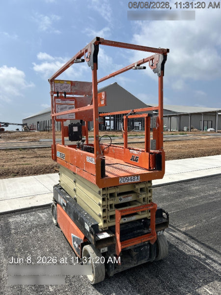 2022 JLG ES1932