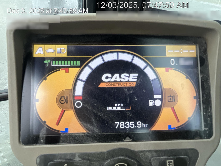 2015 Case CX210C CAB A/C, 9'-8" ARM, STEEL TRACKS, AUX HYD, THUMB