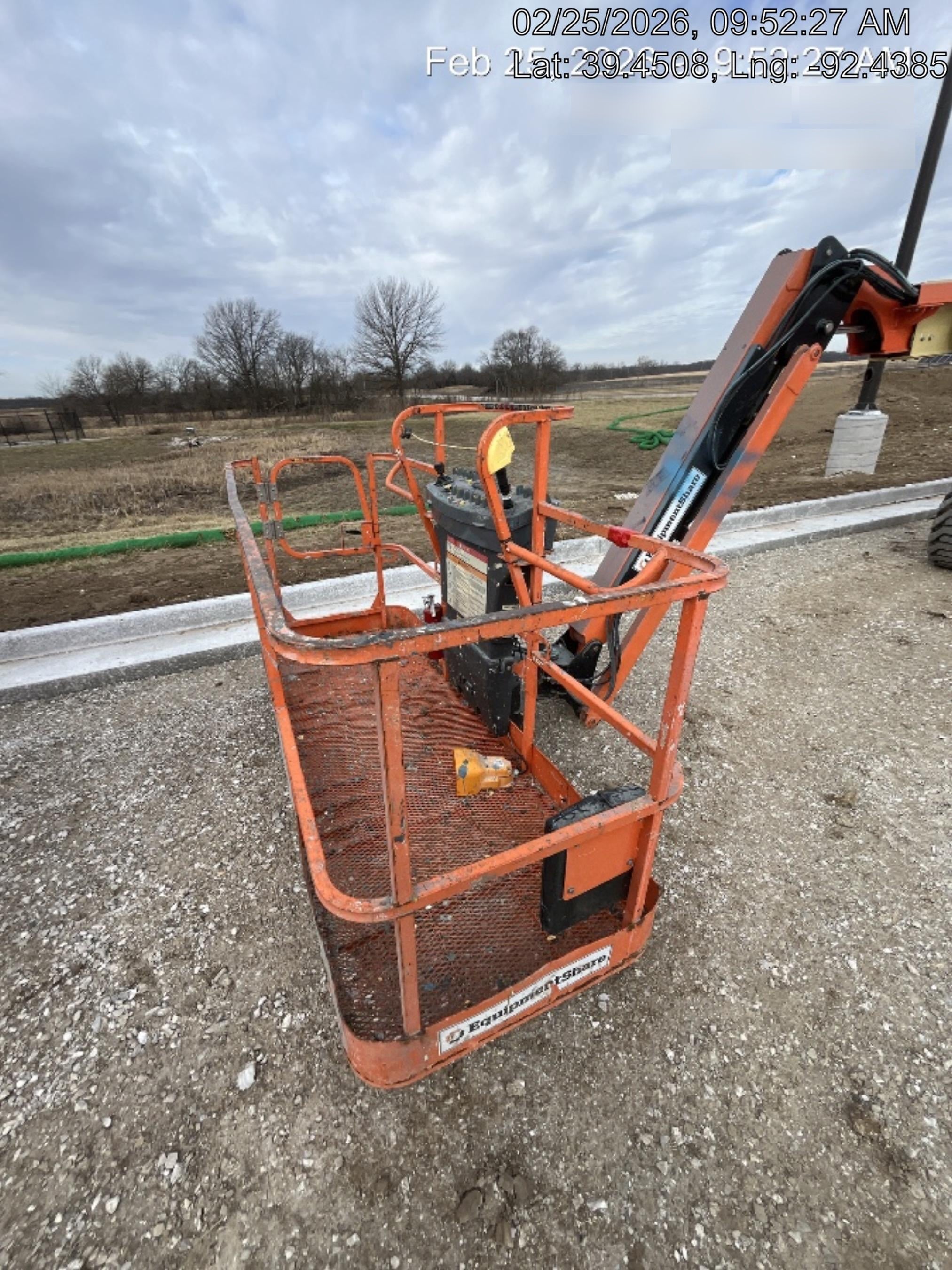 2019 JLG 460SJ