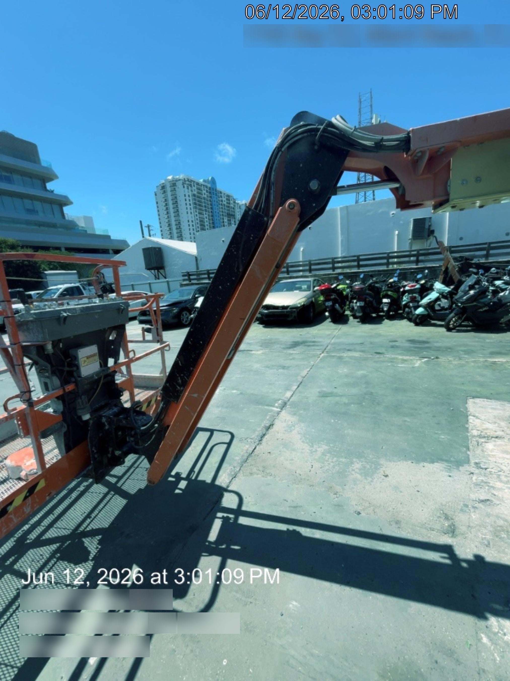 2021 JLG 460SJ