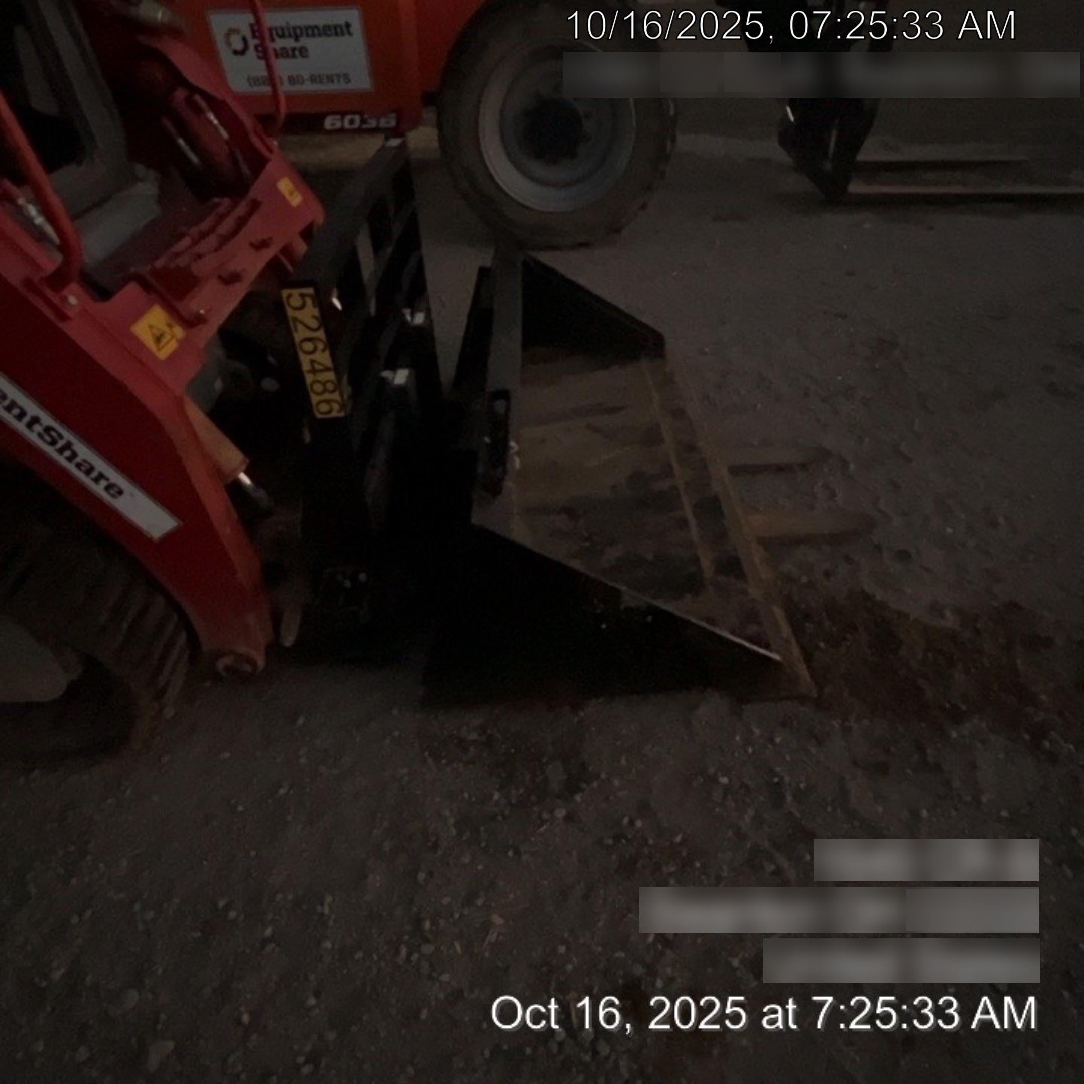 2025 ARROW MATERIAL HANDLING 48" Pallet Forks - Arrow