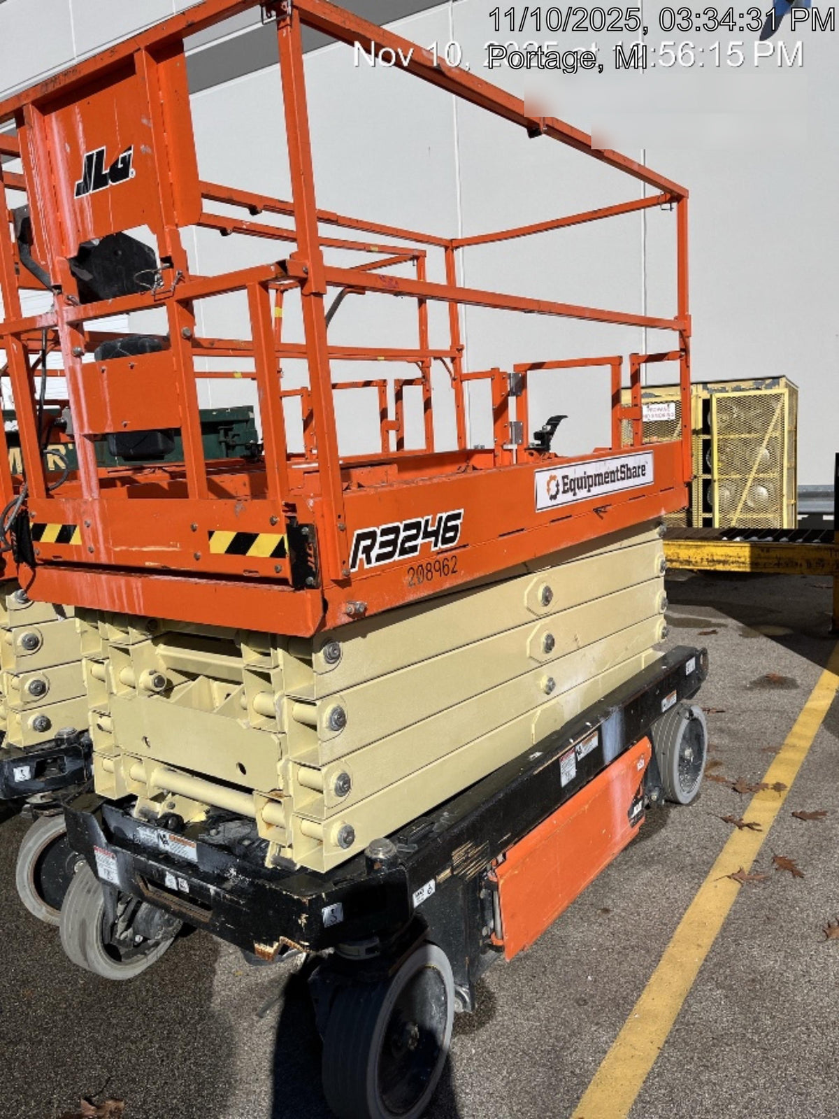 2022 JLG R3246