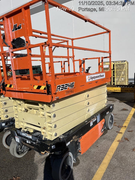2022 JLG R3246