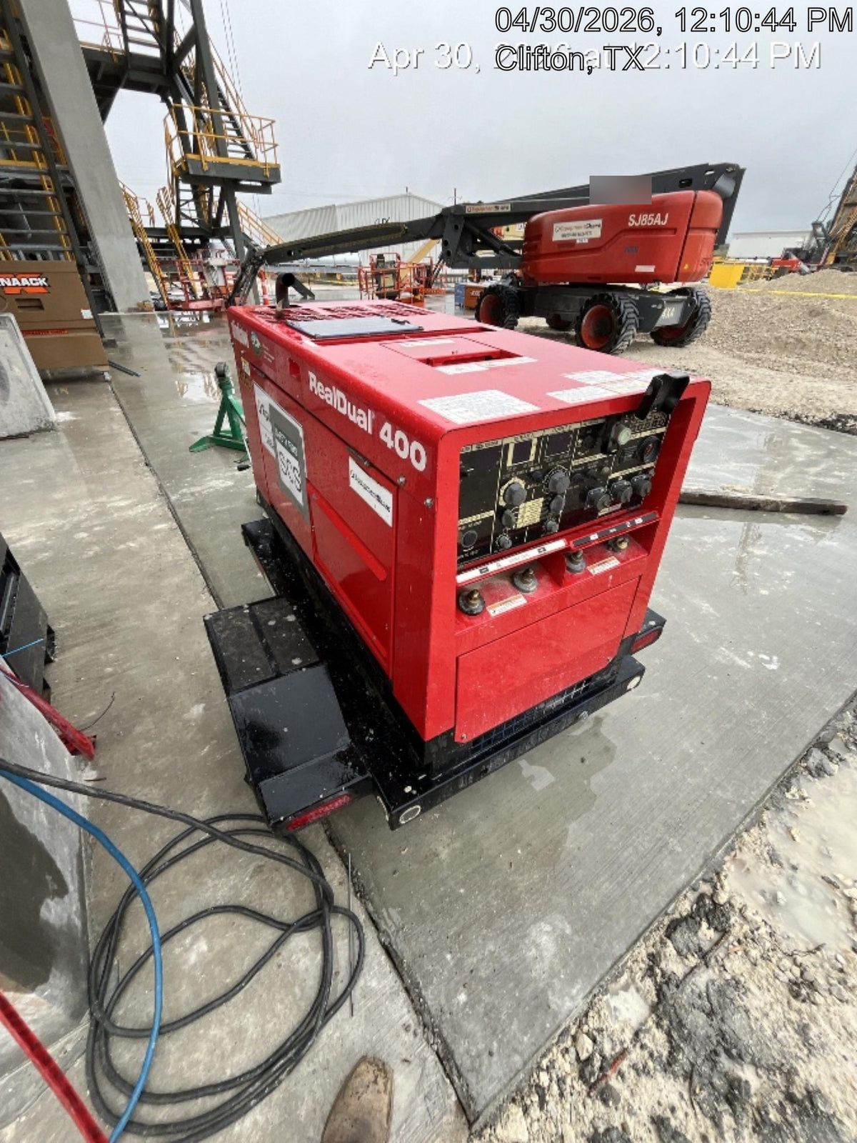 2022 Shindaiwa DGW400MDL Kubota D902 Engine, 23 HP, Dual Op Welder, Wire, Arc, Droop Stick, Tig, and CC Stick Functionality, Simulphase, 3 Phase and 1 Phase Gen Output, Single Axle NB Trlr, Slr Trckl Chrg 12V 12W, Fire Ext