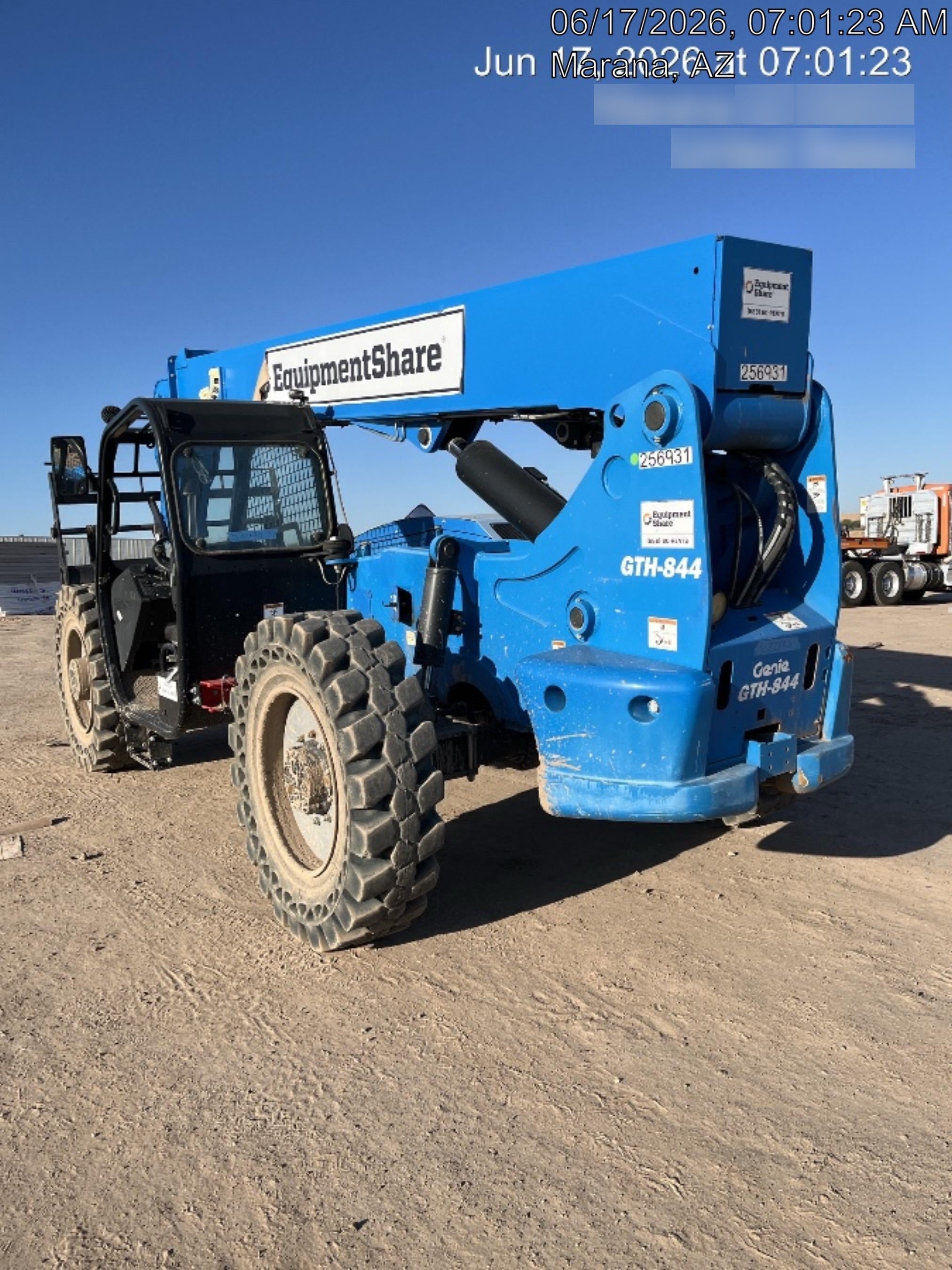 2022 GENIE GTH-844