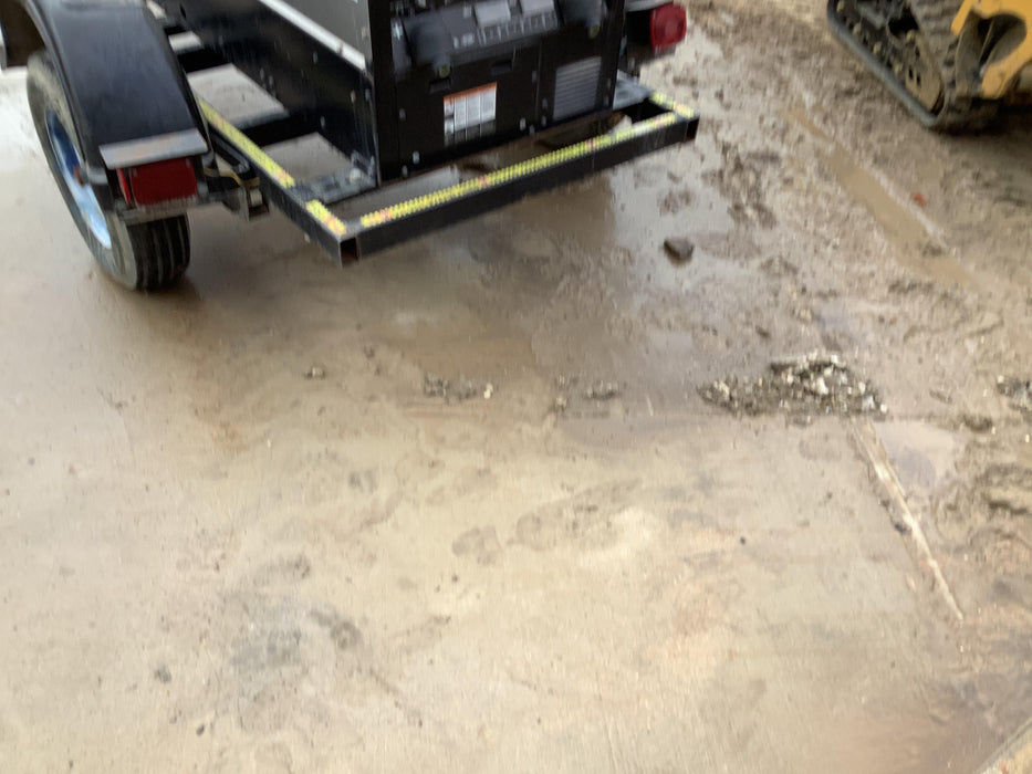 2019 Lincoln Electric Vantage 322 Welder Ready-Pak 3, Two wheel trailer, Fender and Light kit, Cable Rack