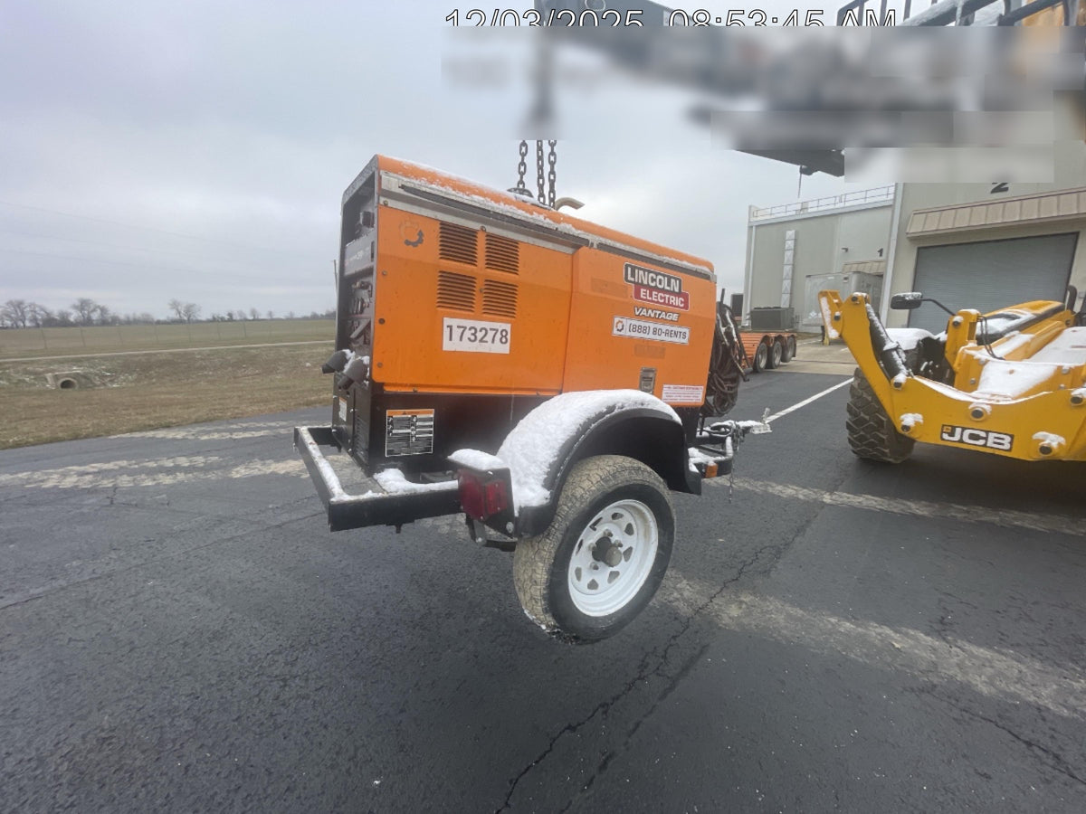 2021 Lincoln Electric Vantage 322 Vantage 322 Ready Pak 3 w/ Decals, ORANGE (includes trailer, cable rack, fender light kit) NO Telematics