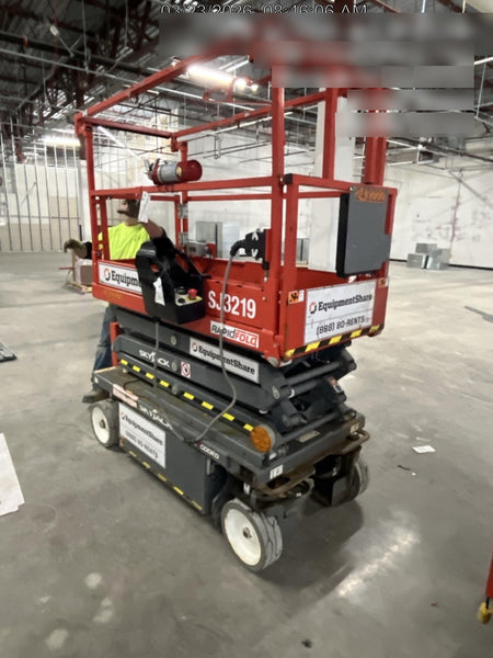 2022 SKYJACK SJ3219
