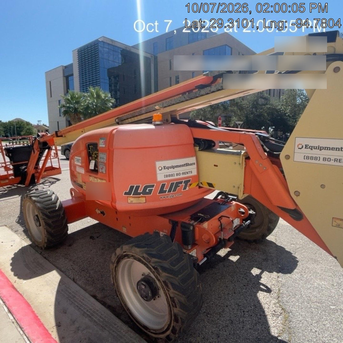 2019 JLG 600AJ