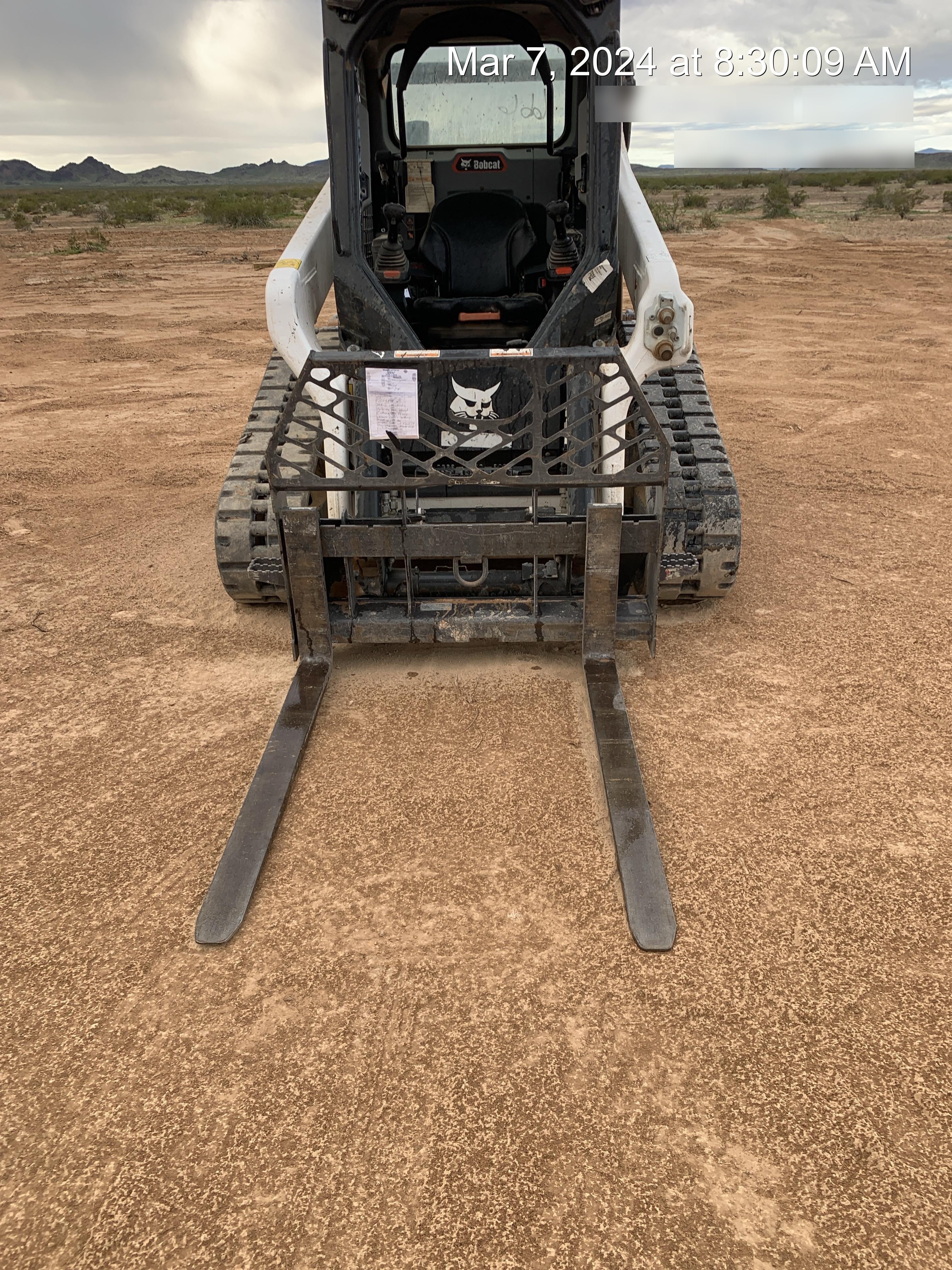 2022 ARROW MATERIAL HANDLING 48" Pallet Forks - Arrow