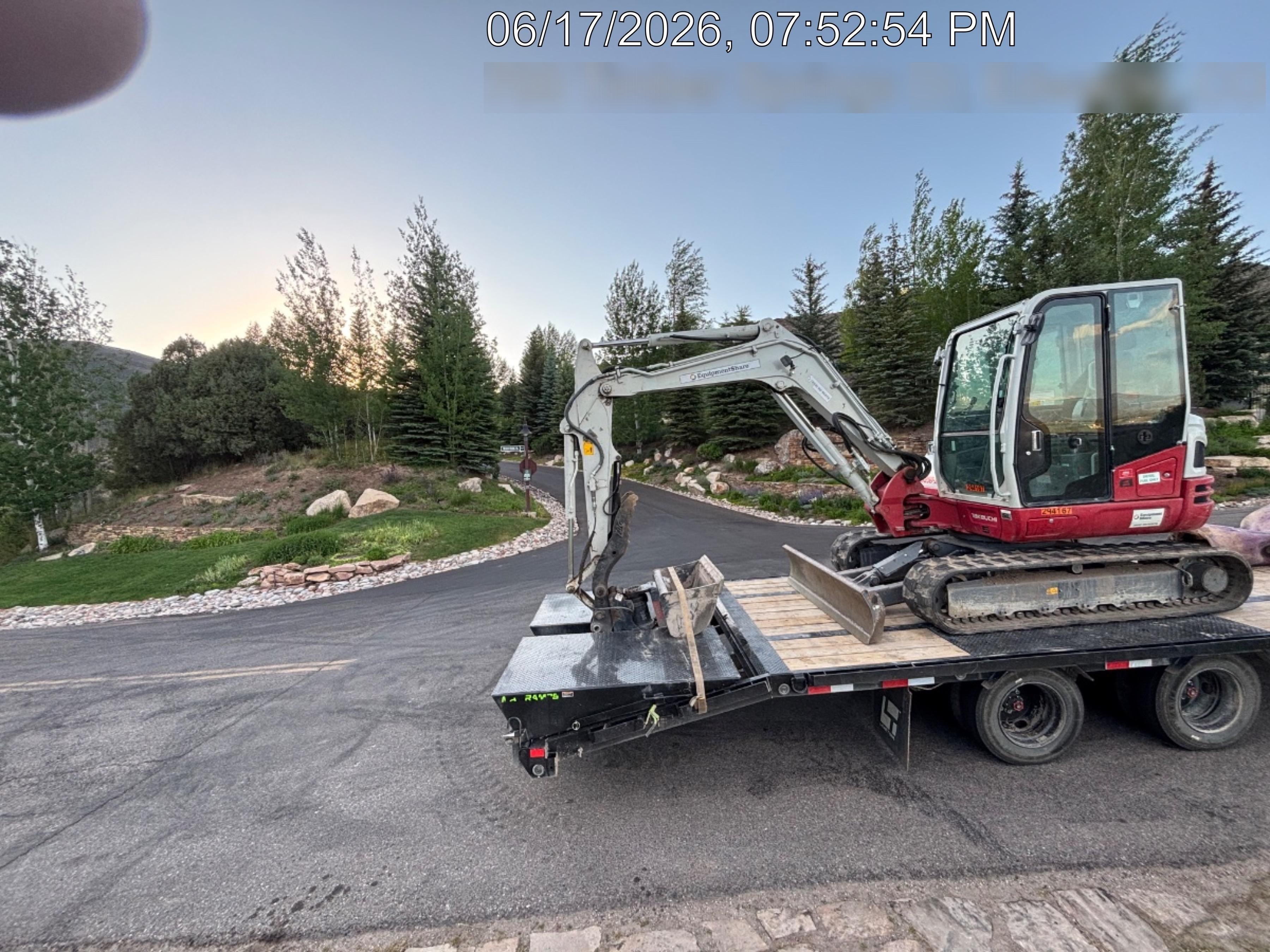 2023 TAKEUCHI TB250-2CR