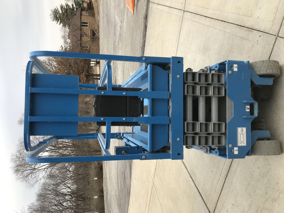 2019 Genie GS-1930 Fixed rails with chain Entry