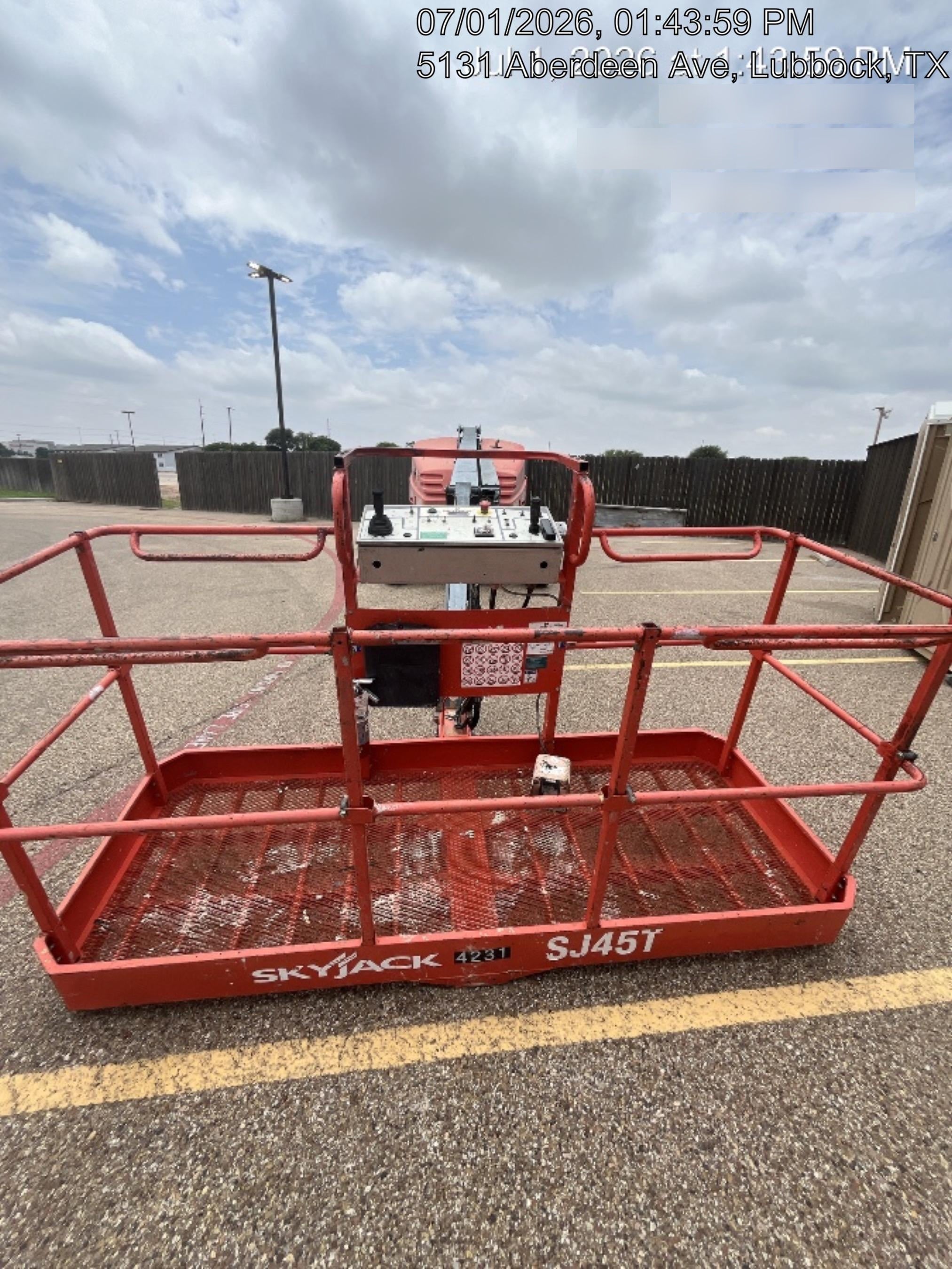 2017 SKYJACK SJ45T+