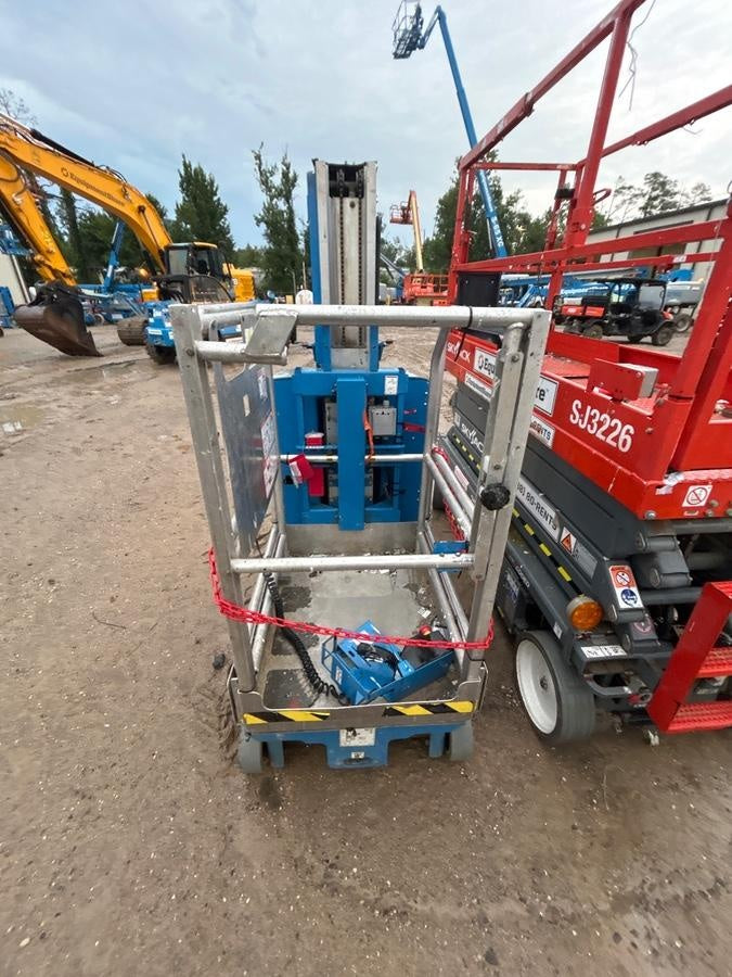 2020 GENIE GR-20