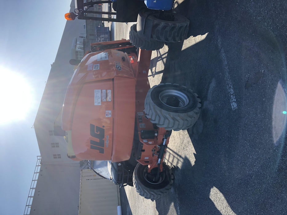 2019 JLG 450AJ