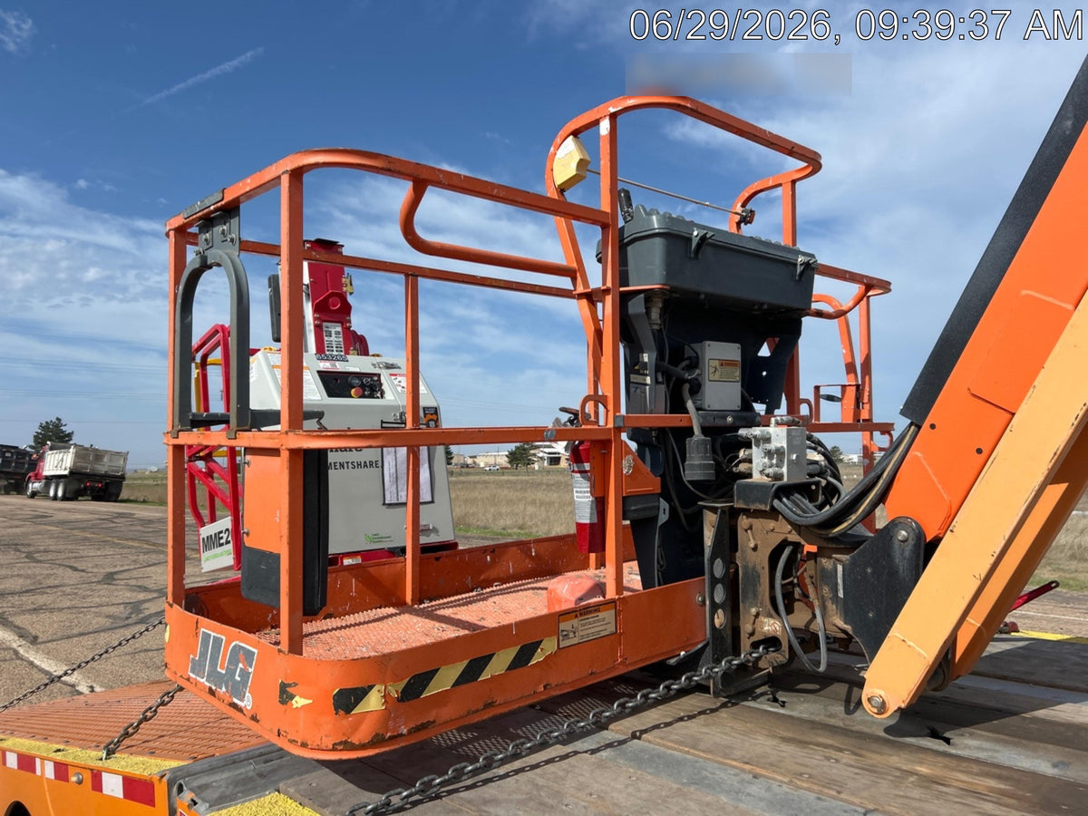 2022 JLG 600AJ