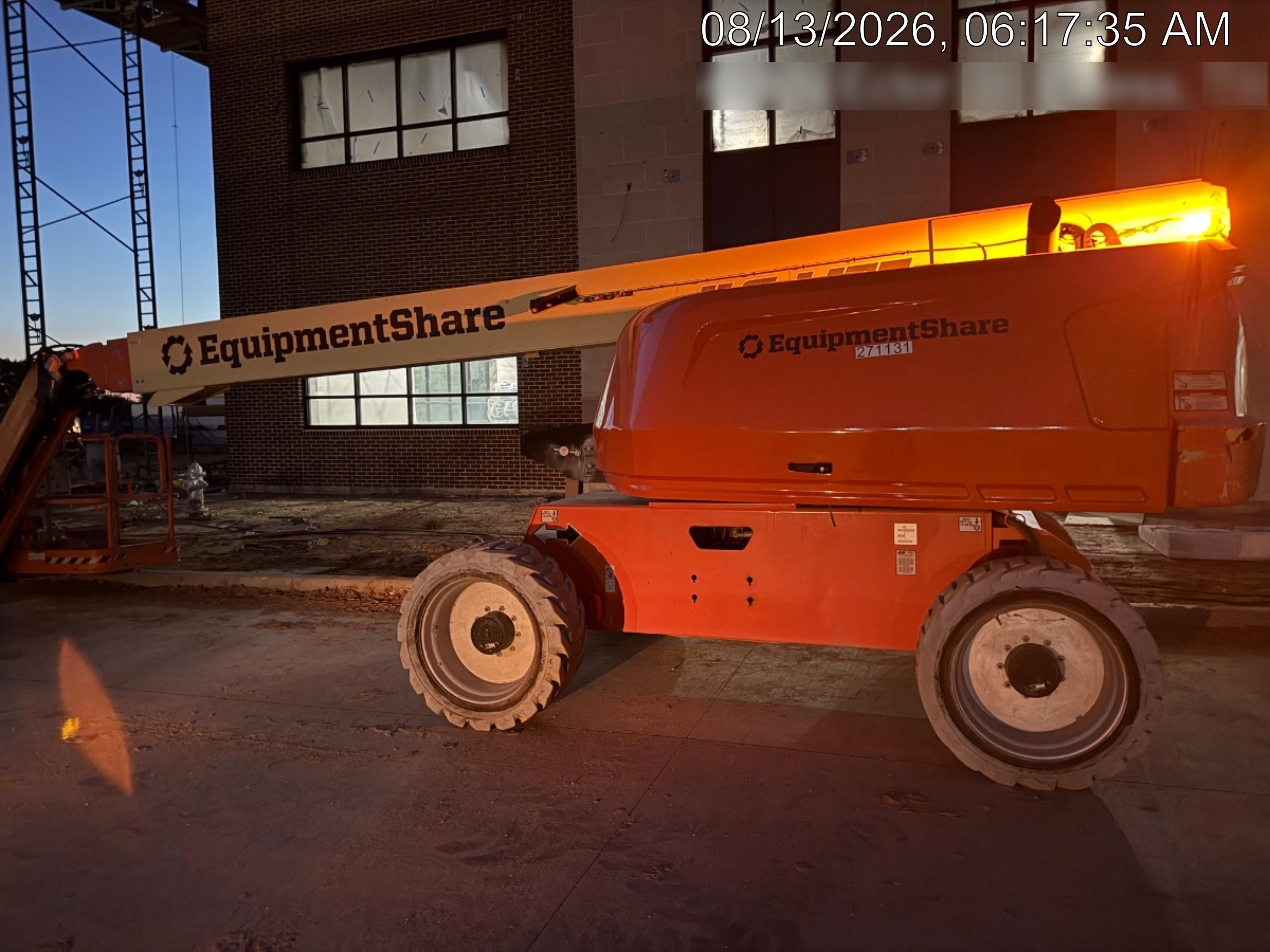 2022 JLG 660SJ