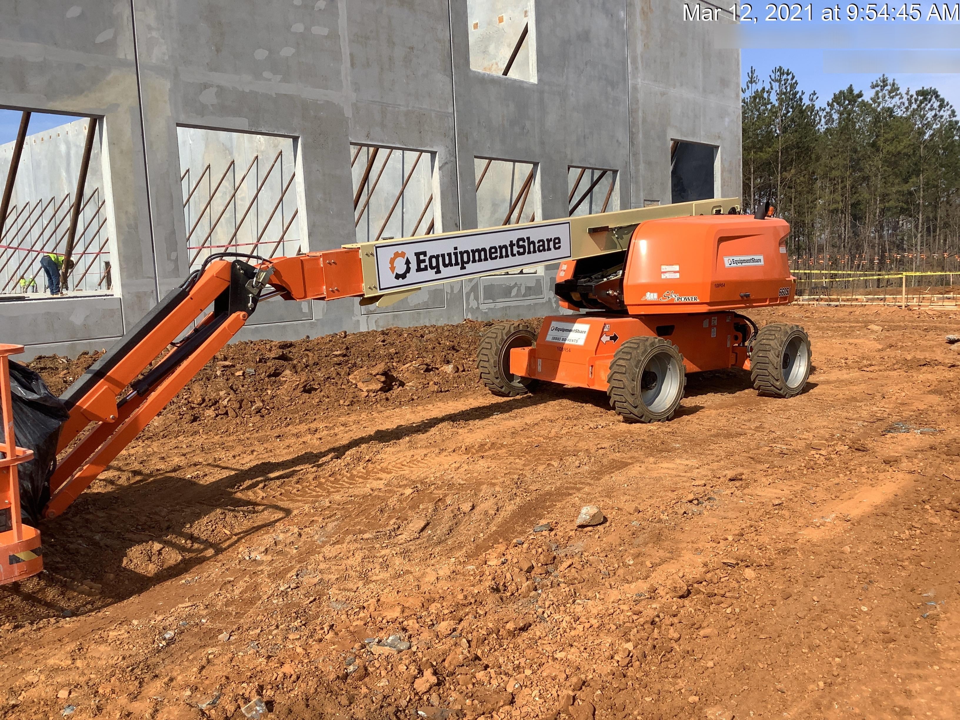2020 JLG 660SJ