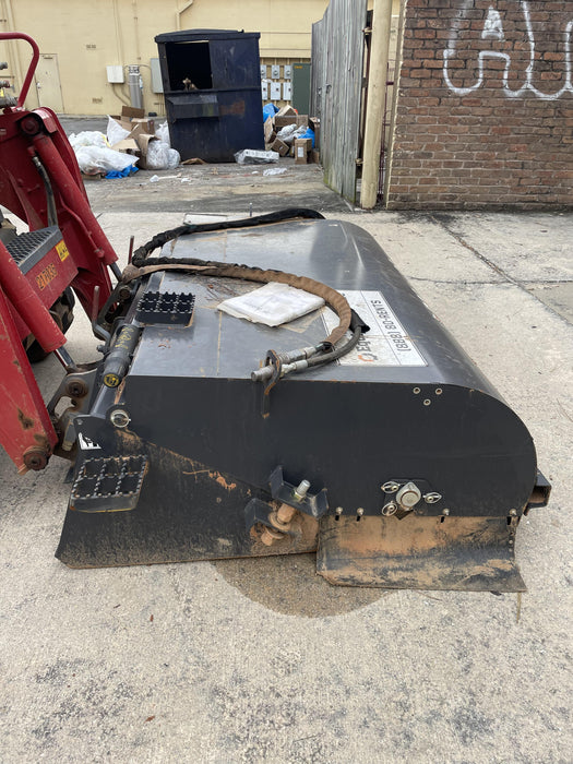 2021 PALADIN Sweepster SB72