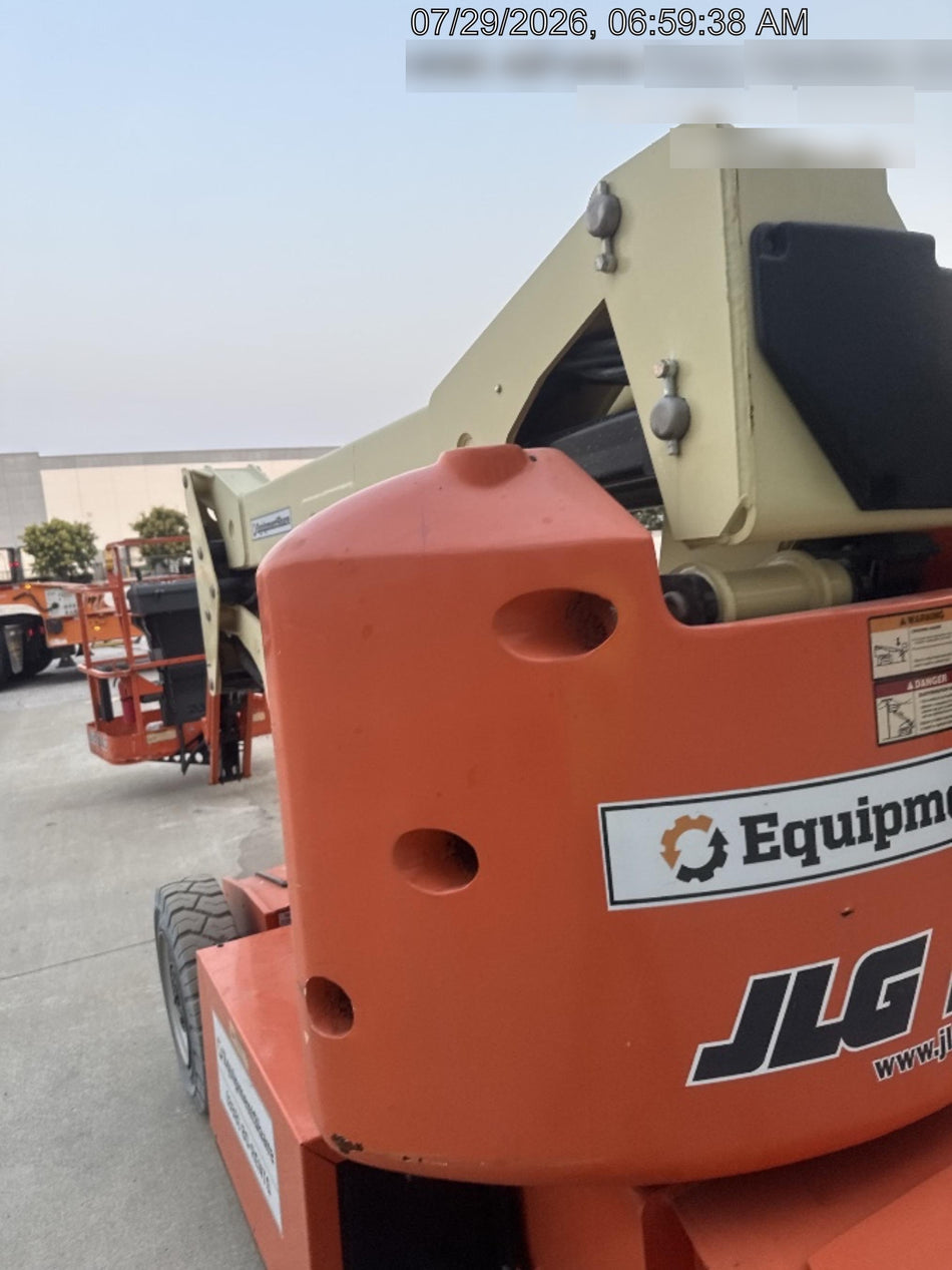 2020 JLG E400AJPN