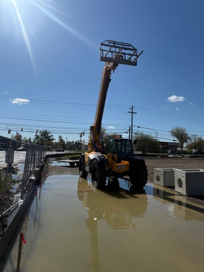 2025 JCB 509-42