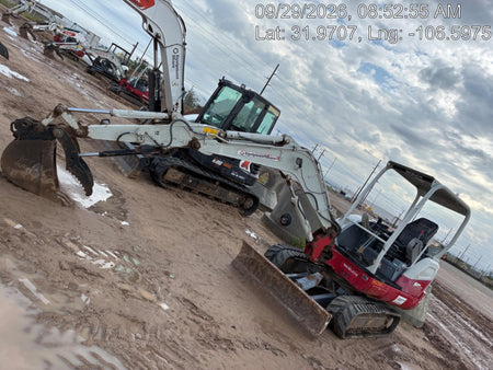 2022 TAKEUCHI TB235-2R
