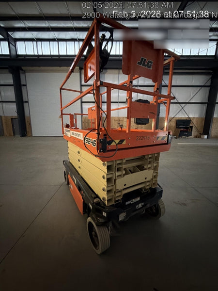 2022 JLG R3246