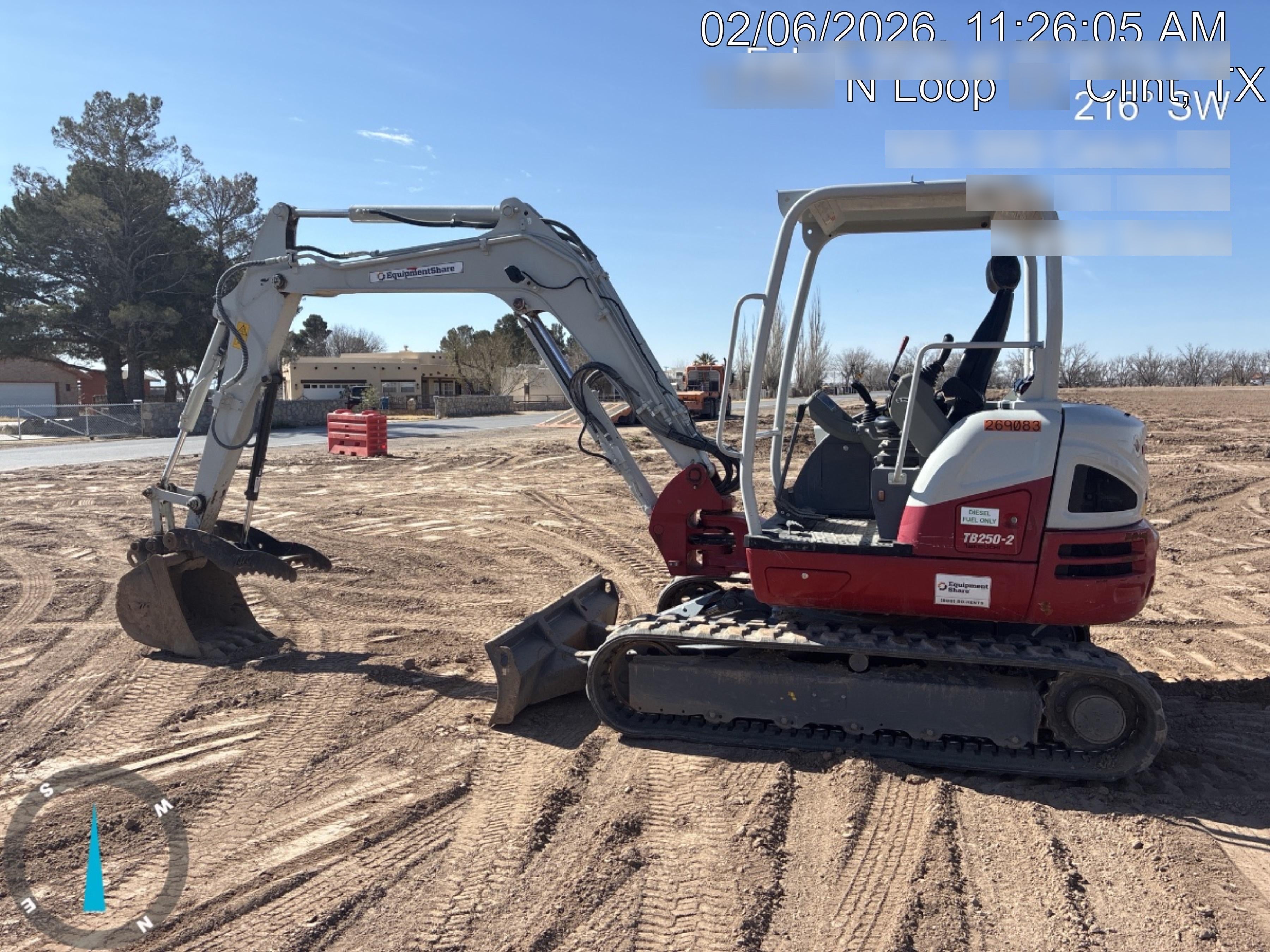 2022 TAKEUCHI TB250-2R