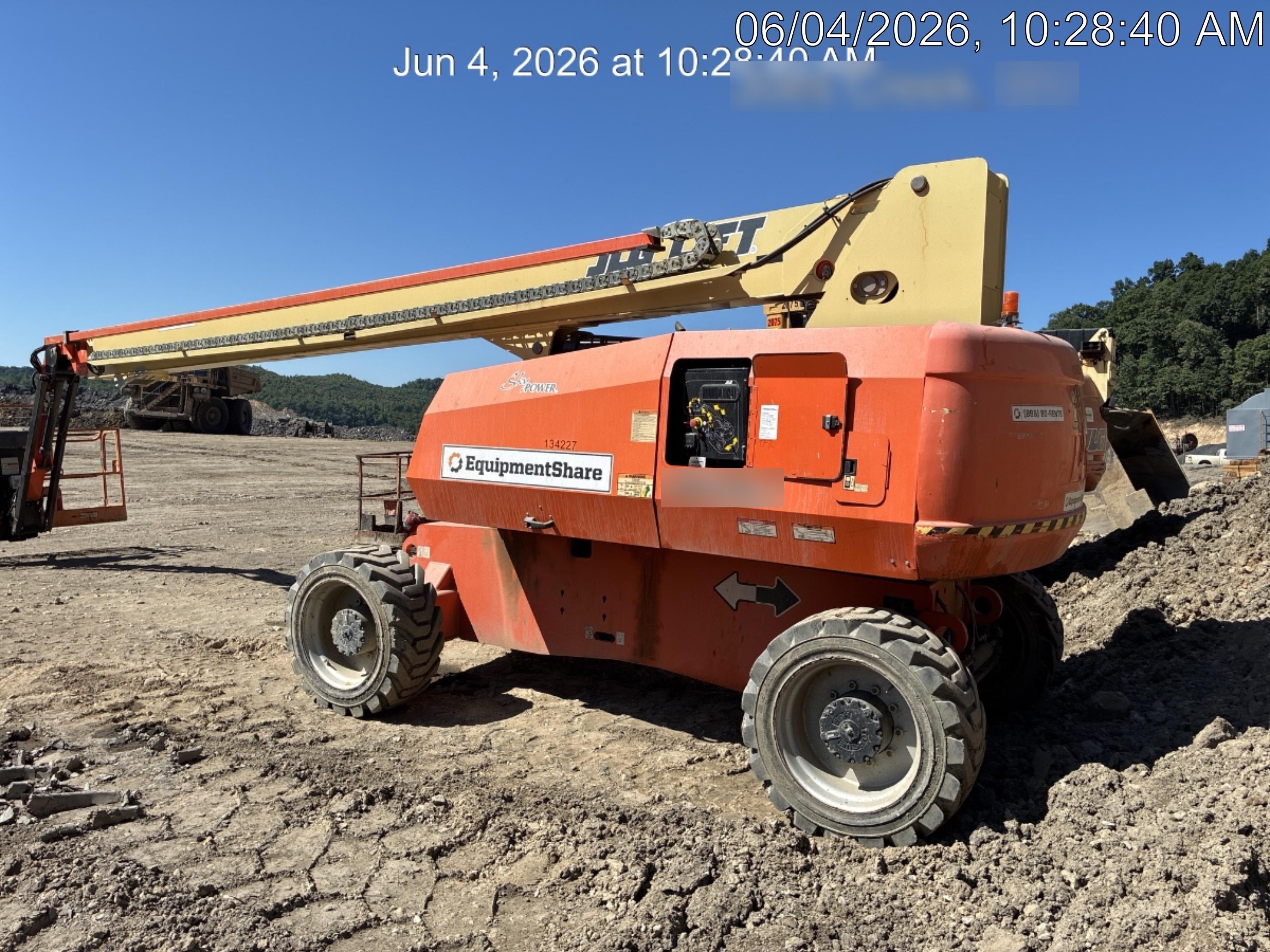 2021 JLG 860SJ