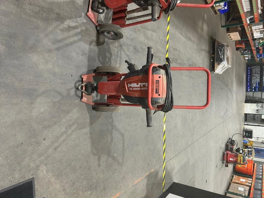 2020 HILTI TE 3000-AVR