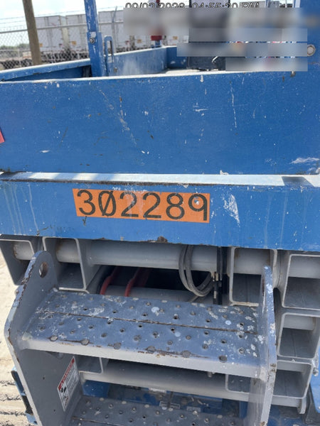 2023 GENIE GS-2632