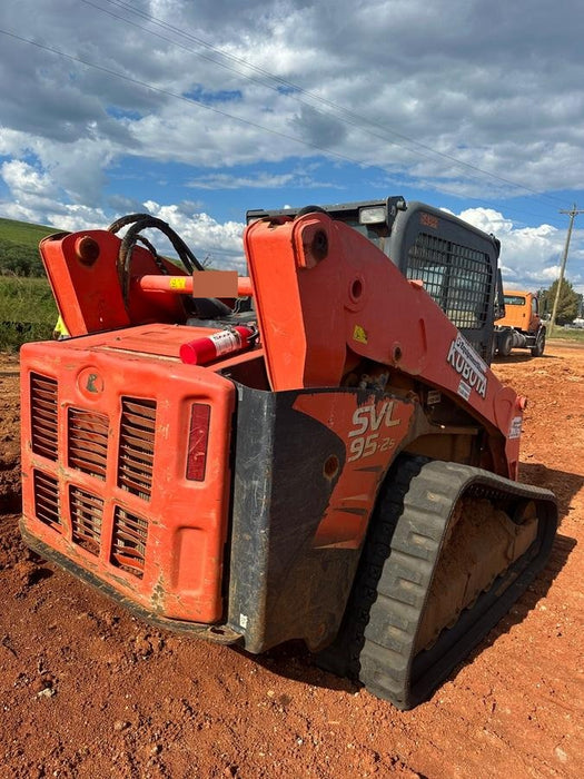 2019 Kubota SVL95-2S Cab/Heat/Air, Standard Tracks, Standard Flow w/Manual QC, 80" HD Tooth Bucket