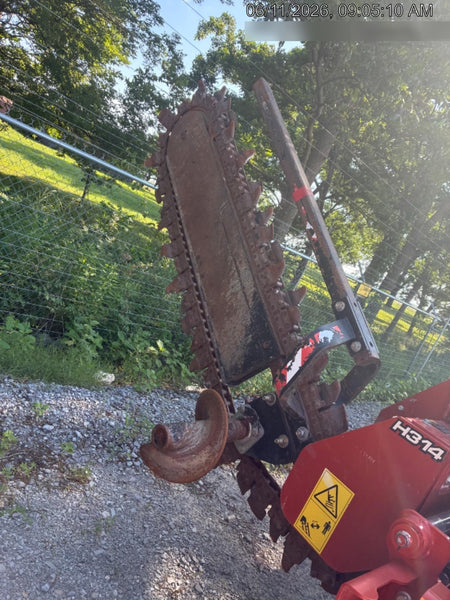 2022 DITCH WITCH RT45A