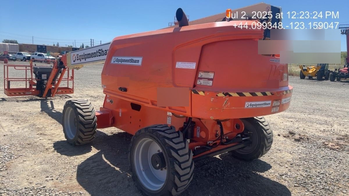2020 JLG 660SJ