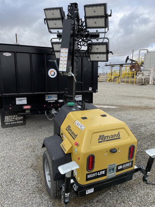 2022 Allmand NLV3GR (4) LED Light Fixture 350W, 23' Vertical Mast, 3kW Prime, Towable, ES Decals, T3