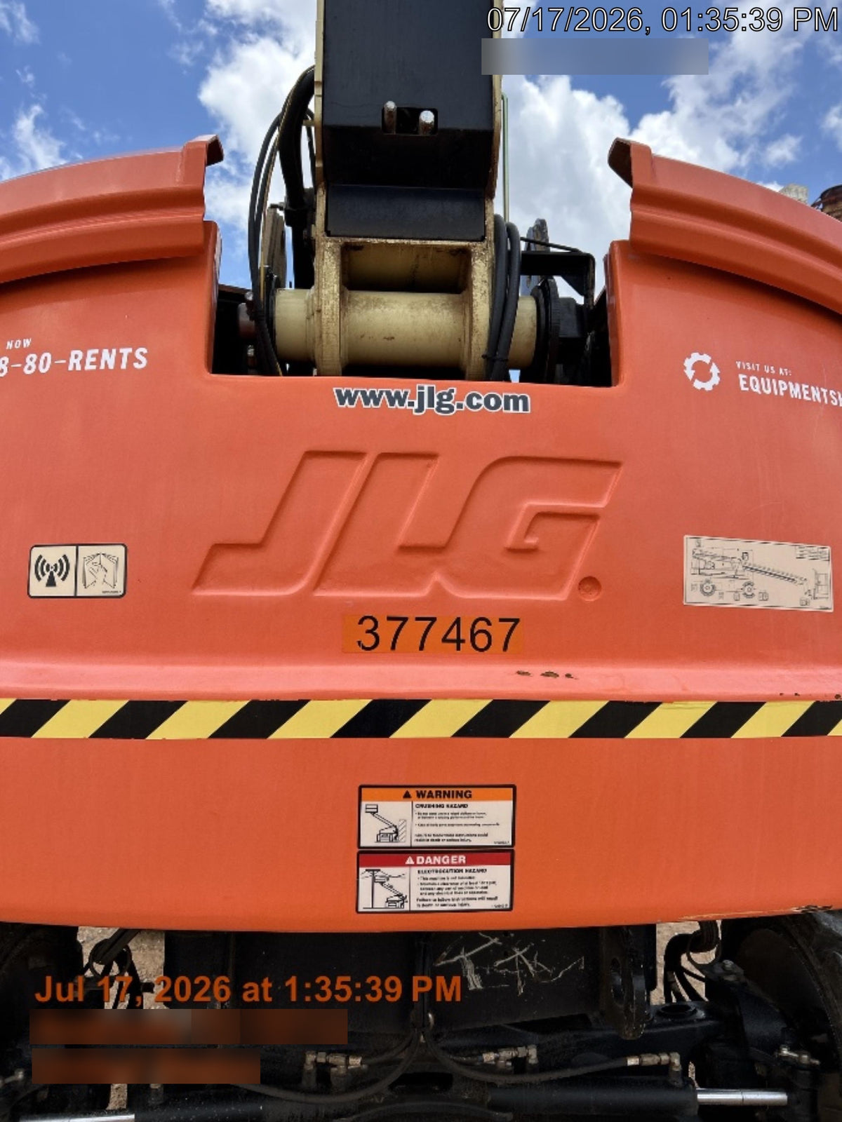 2023 JLG 660SJ