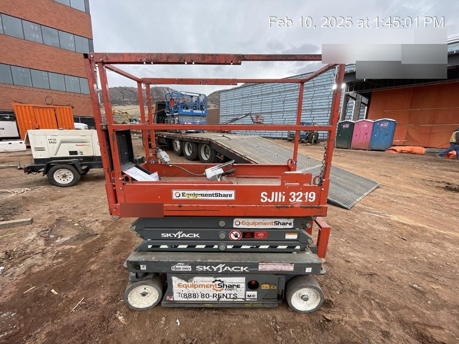 2018 SKYJACK SJIII-3219