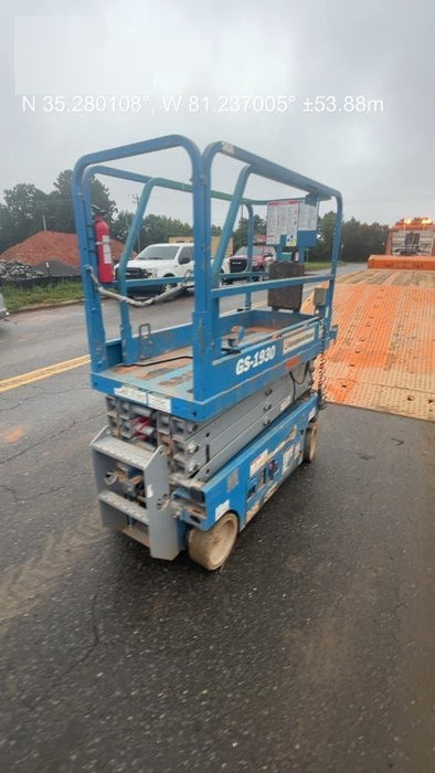 2020 Genie GS-1930 Fixed rails with chain entry gate - Pre A92.20