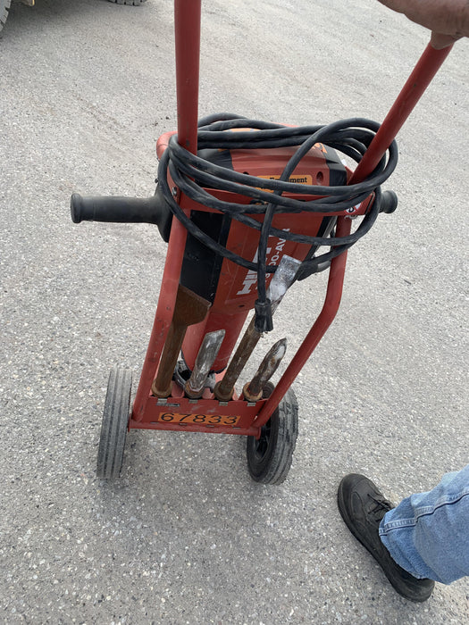 2020 HILTI TE 3000-AVR