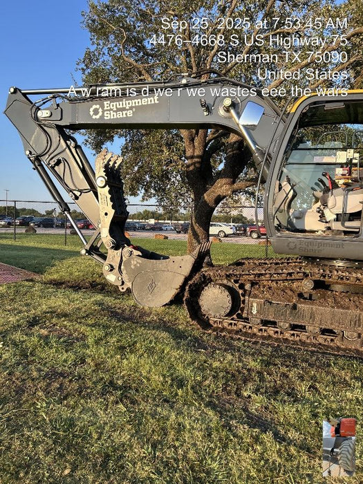 2025 JOHN DEERE 36" Bucket, Excavator 37,000 - 42,000 John Deere