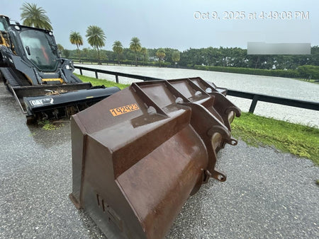 2018 WERK-BRAU 3.0 cu yd Bucket - Werk-Brau